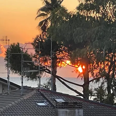 公寓 Holihome Coccinella 10 *